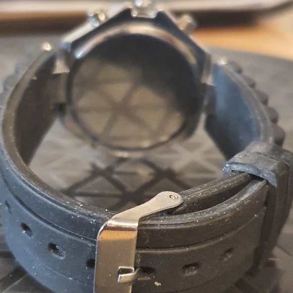 2 for $20😃Geneva Silver/Black Rhinestone Silicone Men's Watch - Picture 2 of 3